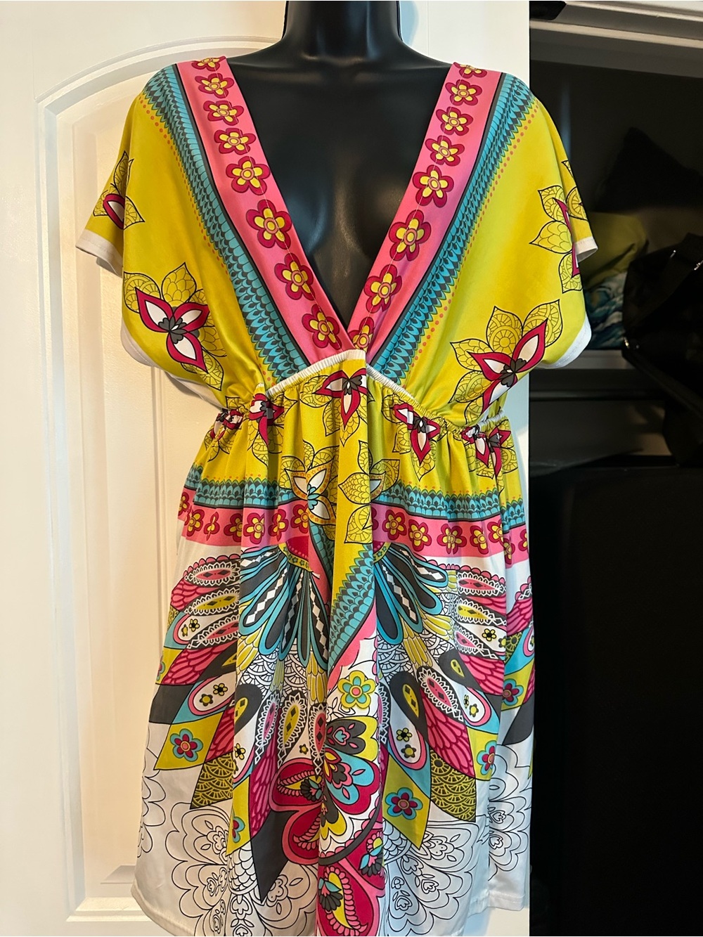 She's Cool Yellow Floral V-Neck Tunic with Pink & Teal Accents